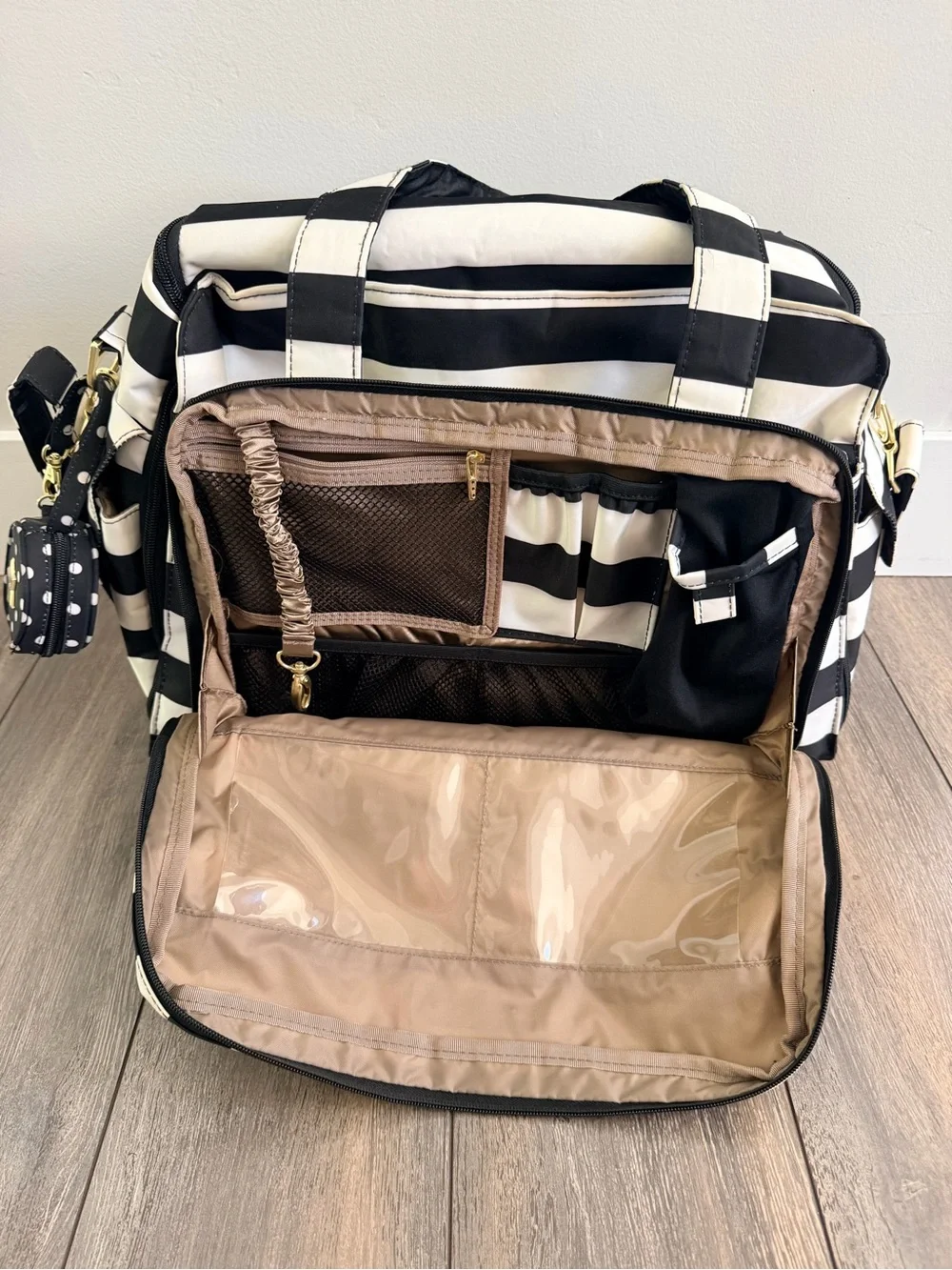 Ju-Ju-Be classic Black and White Striped Baby Bag